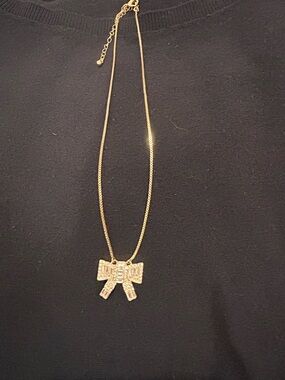Gold Bow Pendant Necklace - Elegant Women’s Jewelry